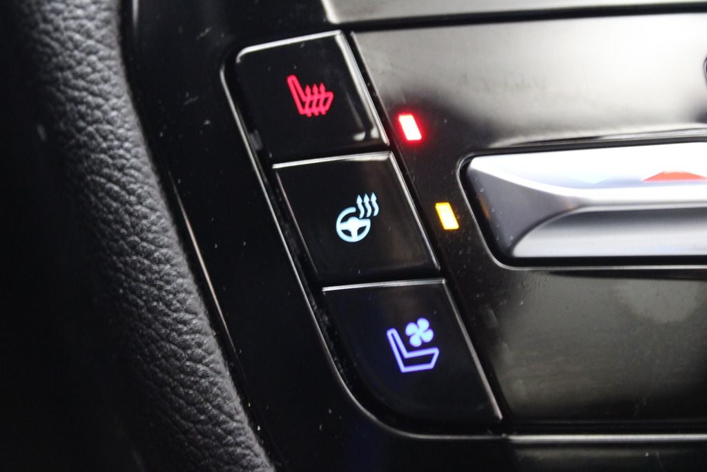 2023 Ford Explorer — interior view