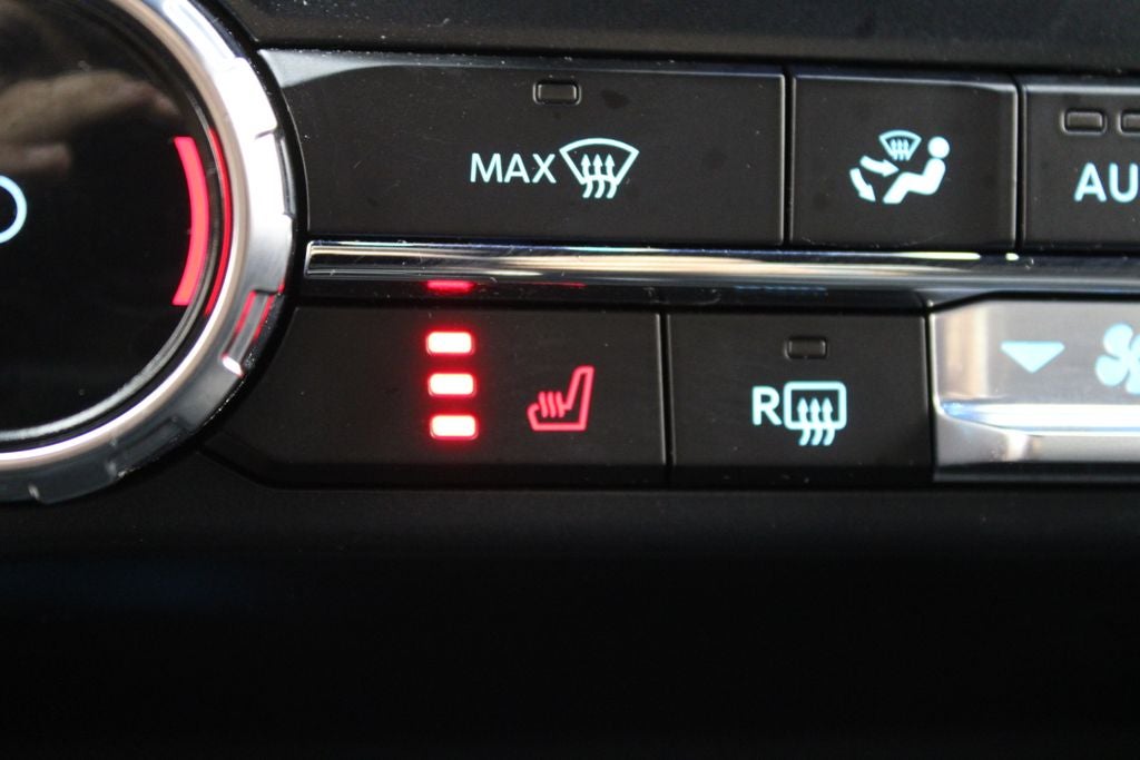 2023 Ford F-150 — interior view