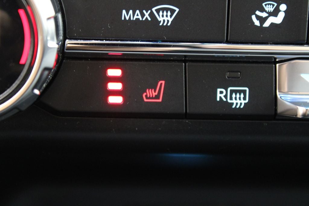 2021 Ford F-150 — interior view