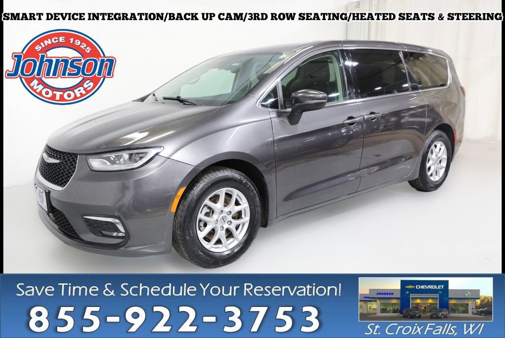 2023 Chrysler Pacifica Touring L in Gray — front three-quarter view