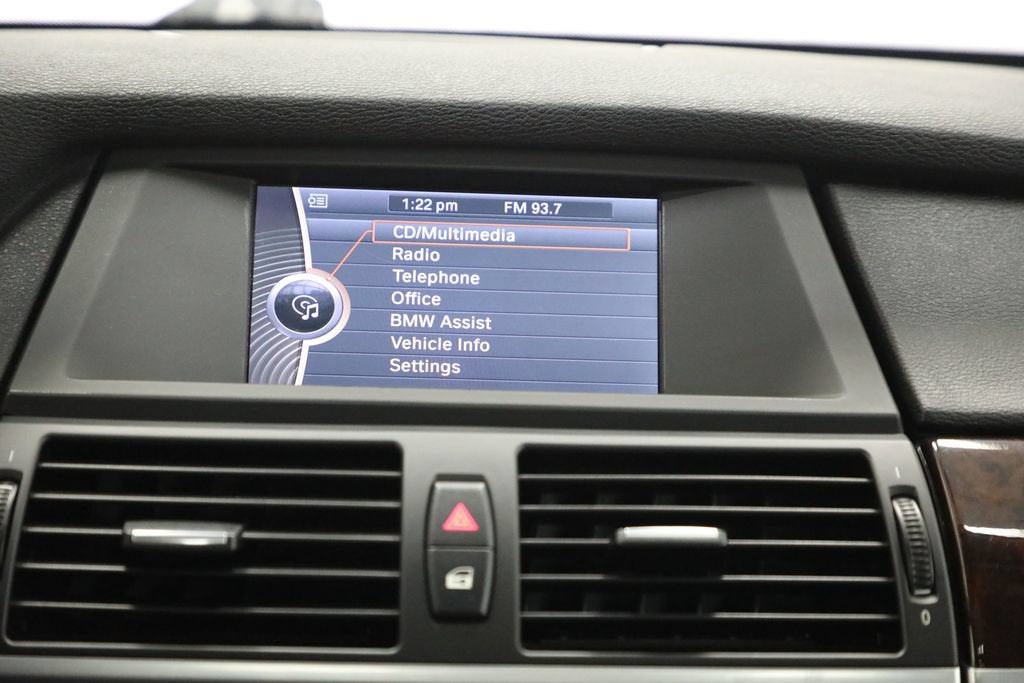 2012 BMW X5 — detail view